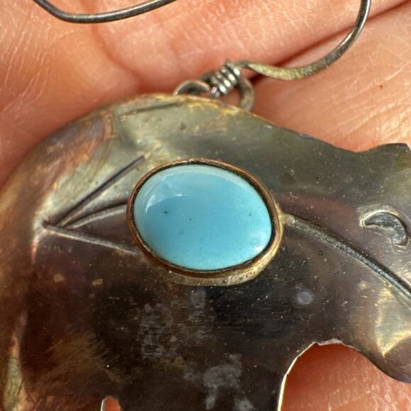 Native American Earrings Sterling Silver Bear Shaped Turquoise Stamped H. Wood - Picture 3 of 12